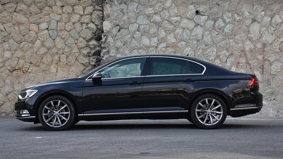 طراحی ساده و باوقار فولکس واگن پاسات